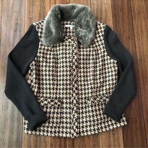 CAbi Mixer Houndstooth Jacket Faux Fur Collar  Gray and Tan #978 Sz 8